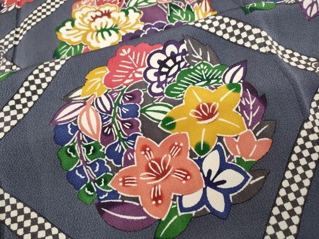 平和屋着物●江戸紅型　五味桂子　訪問着　型染め　吉祥花丸文　鬼しぼ縮緬　正絹　逸品　AABG2780cs 平和屋着物○江戸紅型 五味桂子 訪問着 型染め 吉祥花丸文 鬼しぼ縮緬