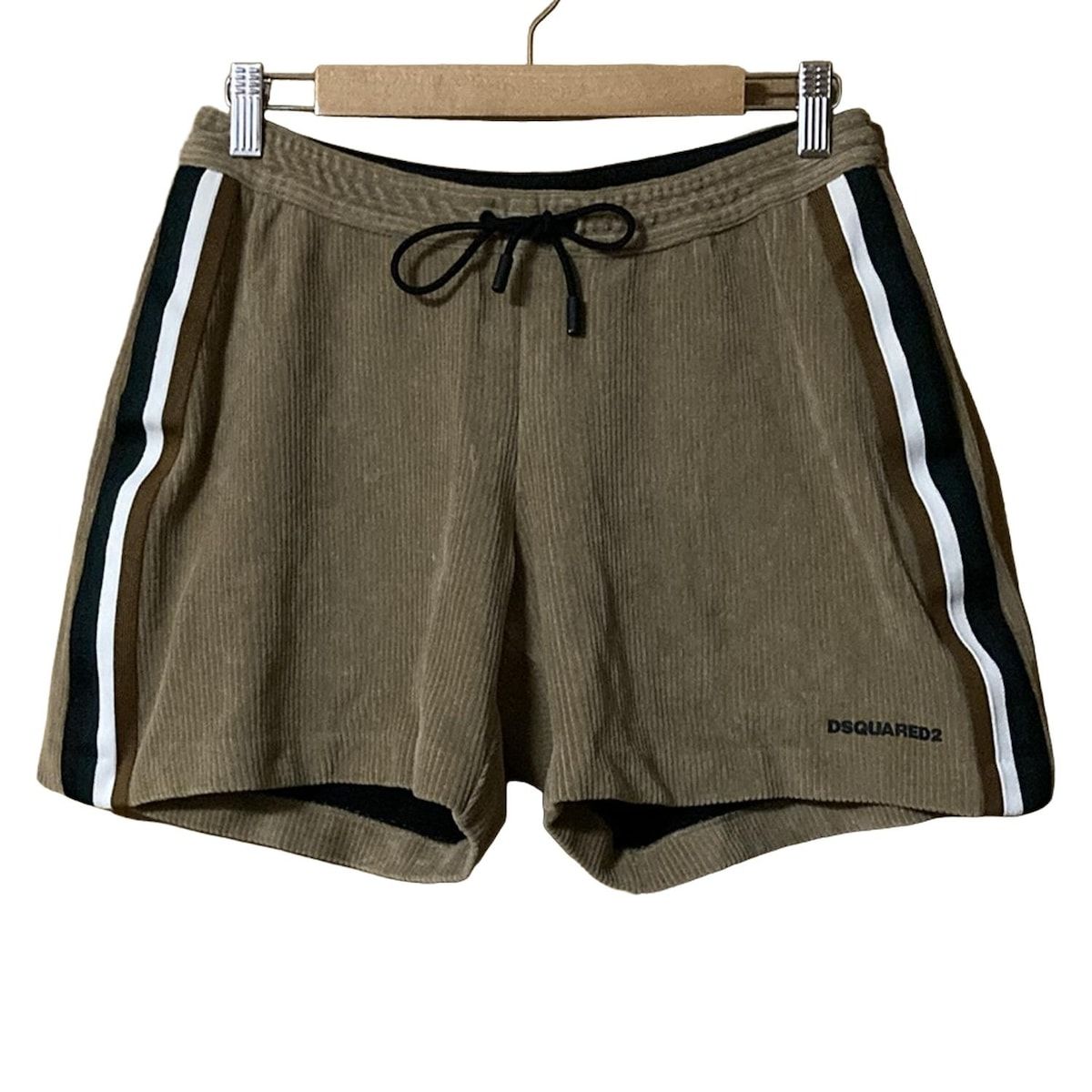 DSQUARED ショートパンツ レディース DSQUARED2(ディースクエアード) ショートパンツ サイズXS レディース