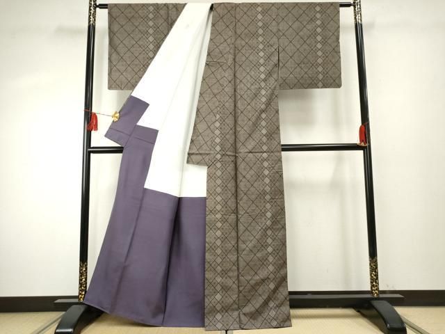 平和屋着物●本場大島紬　純泥染め　手織り　カタス9マルキ　花菱間道　重田実英作　証紙付き　正絹　逸品　AABF1063cs 平和屋着物○本場大島紬 純泥染め 手織り カタス9マルキ 花菱間道 重田