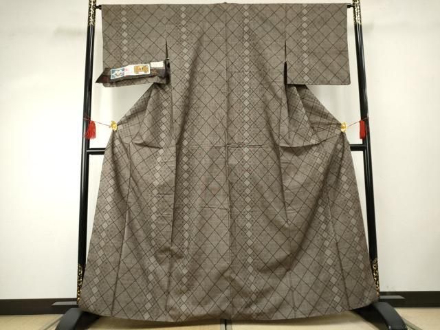 平和屋着物●本場大島紬　純泥染め　手織り　カタス9マルキ　花菱間道　重田実英作　証紙付き　正絹　逸品　AABF1063cs 平和屋着物○本場大島紬 純泥染め 手織り カタス9マルキ 花菱間道 重田