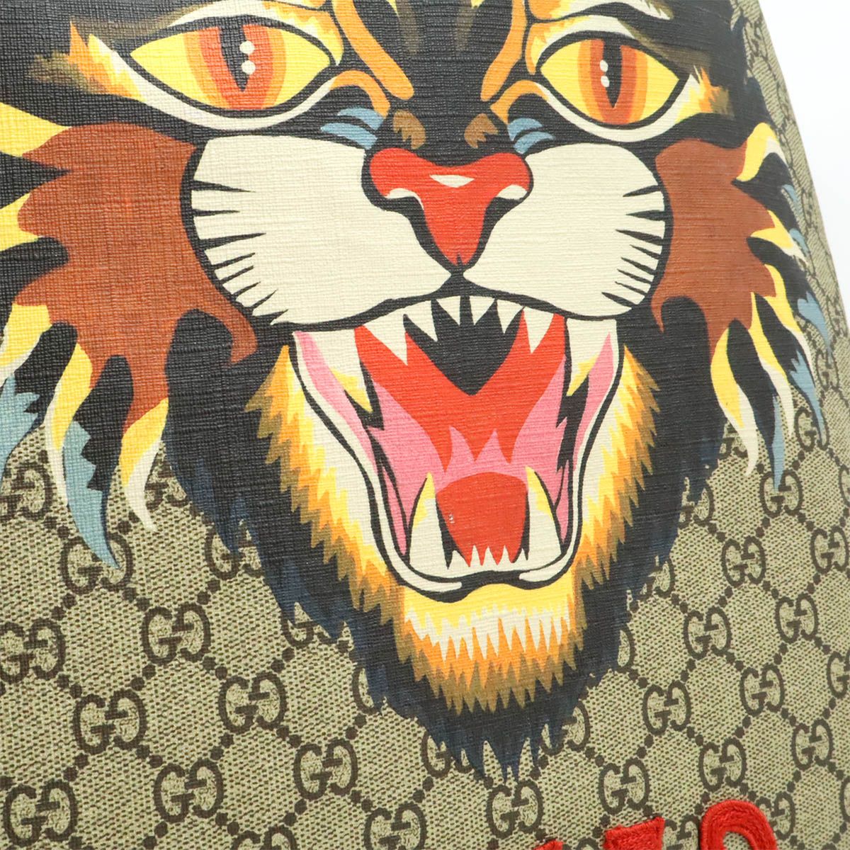 GUCCI グッチ GGスプリーム アングリーキャット LOVED ドロー