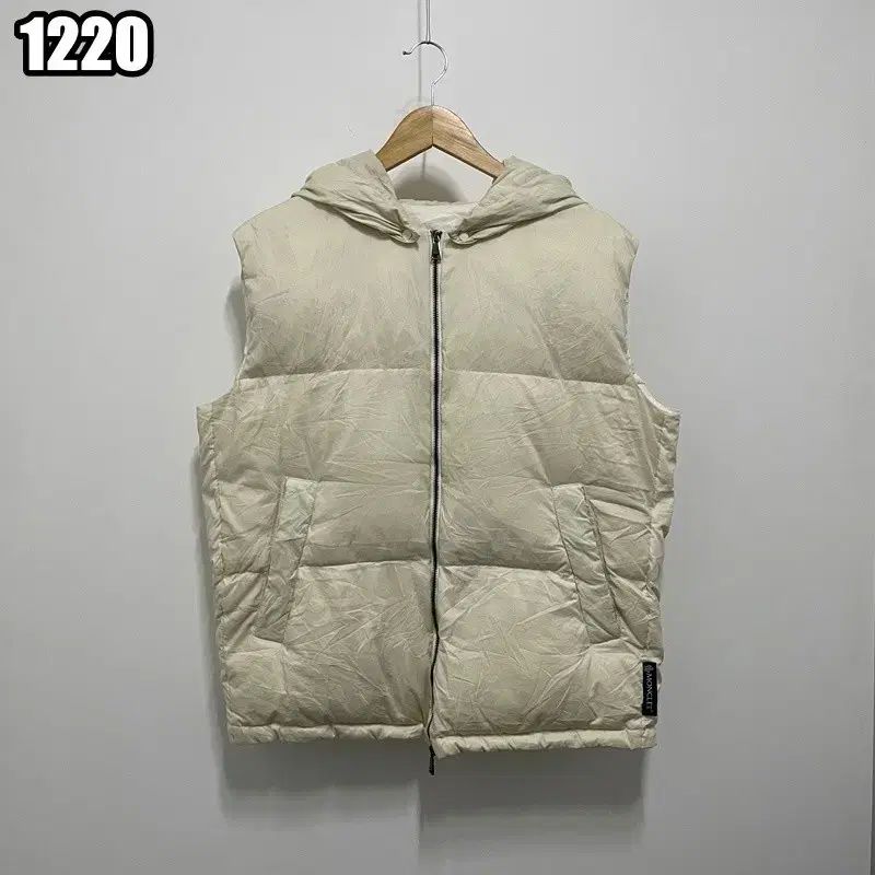 L モンクレール ダウン フード ベスト