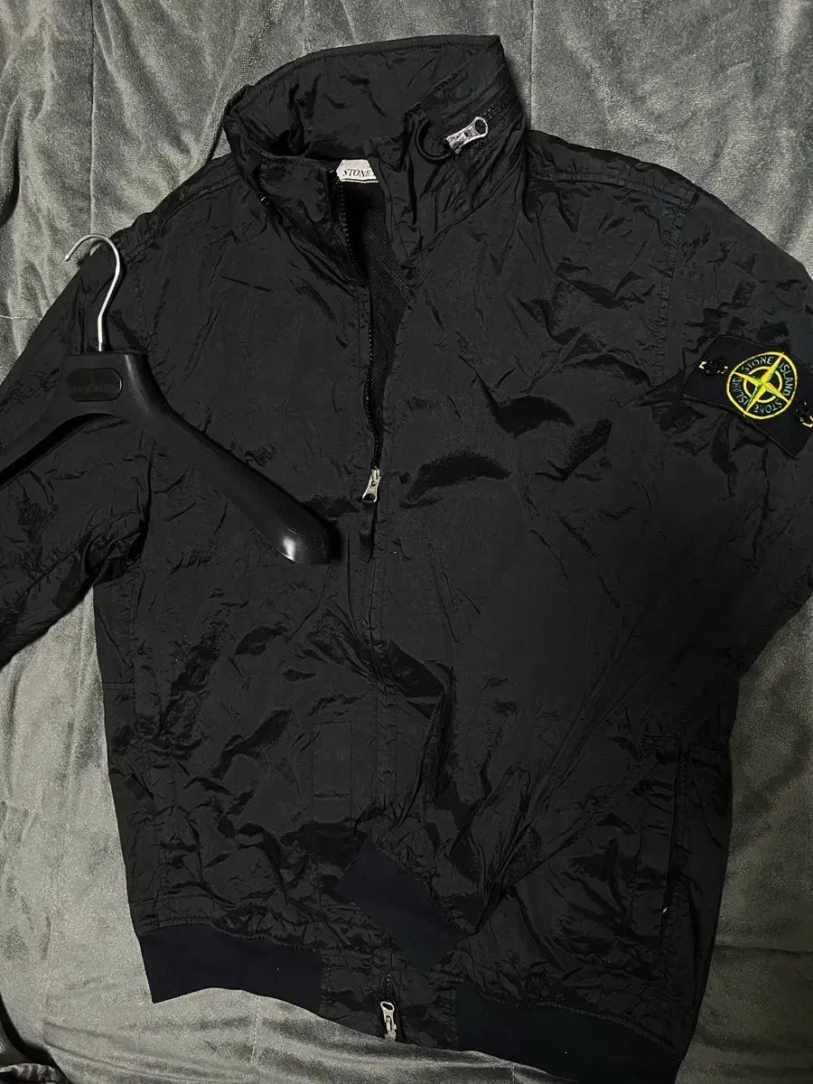 23ss ストーンアイランド クリンクルレップス ナイロン ウィンド