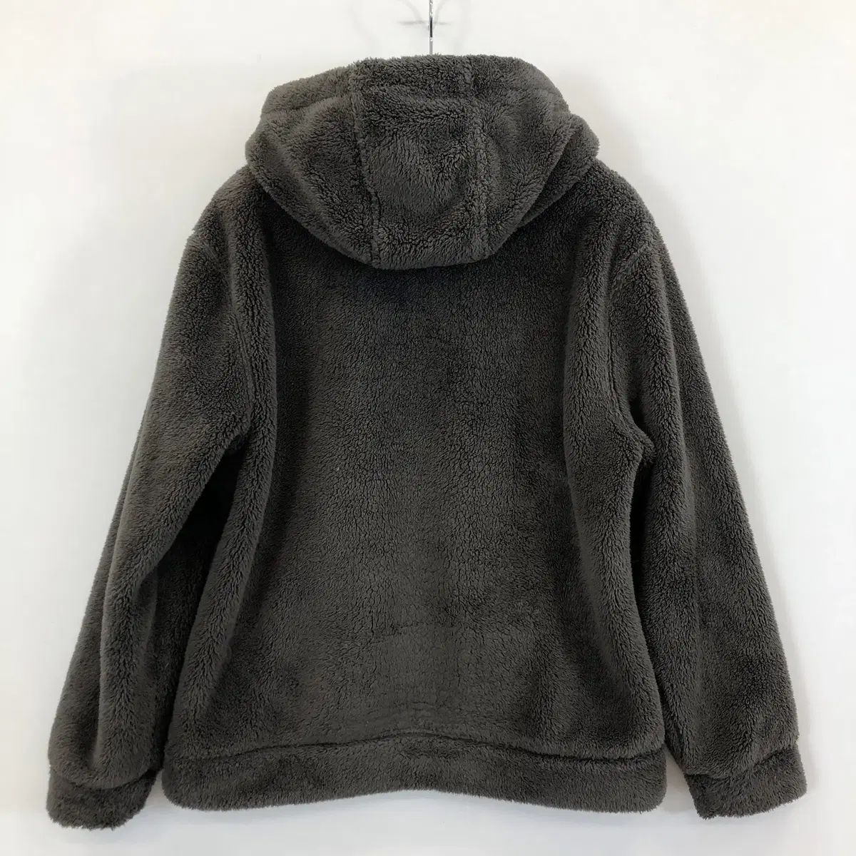 GUESS（ゲス）三角パッチ フリースジャケット XL ゲス GUESS 