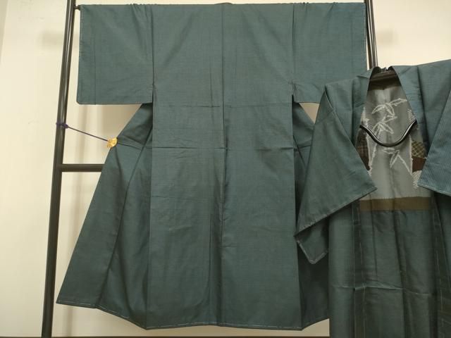 平和屋着物●男性　本場大島紬　100亀甲　総詰め　正絹　逸品　DAAZ5070du 平和屋着物○男性 本場大島紬 アンサンブル 100亀甲 総詰め 正絹 逸品