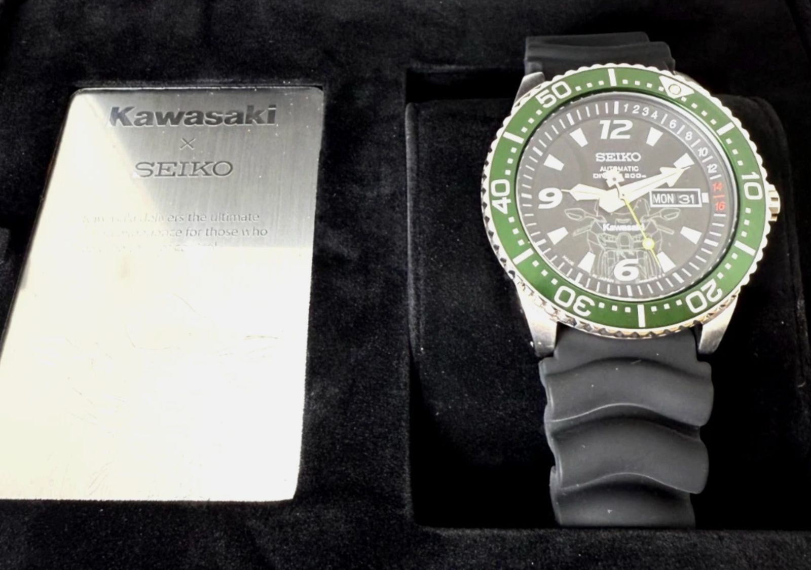 未使用・998本限定】SEIKO × Kawasaki Ninja ZX-10R 4R36-13E0 自動巻