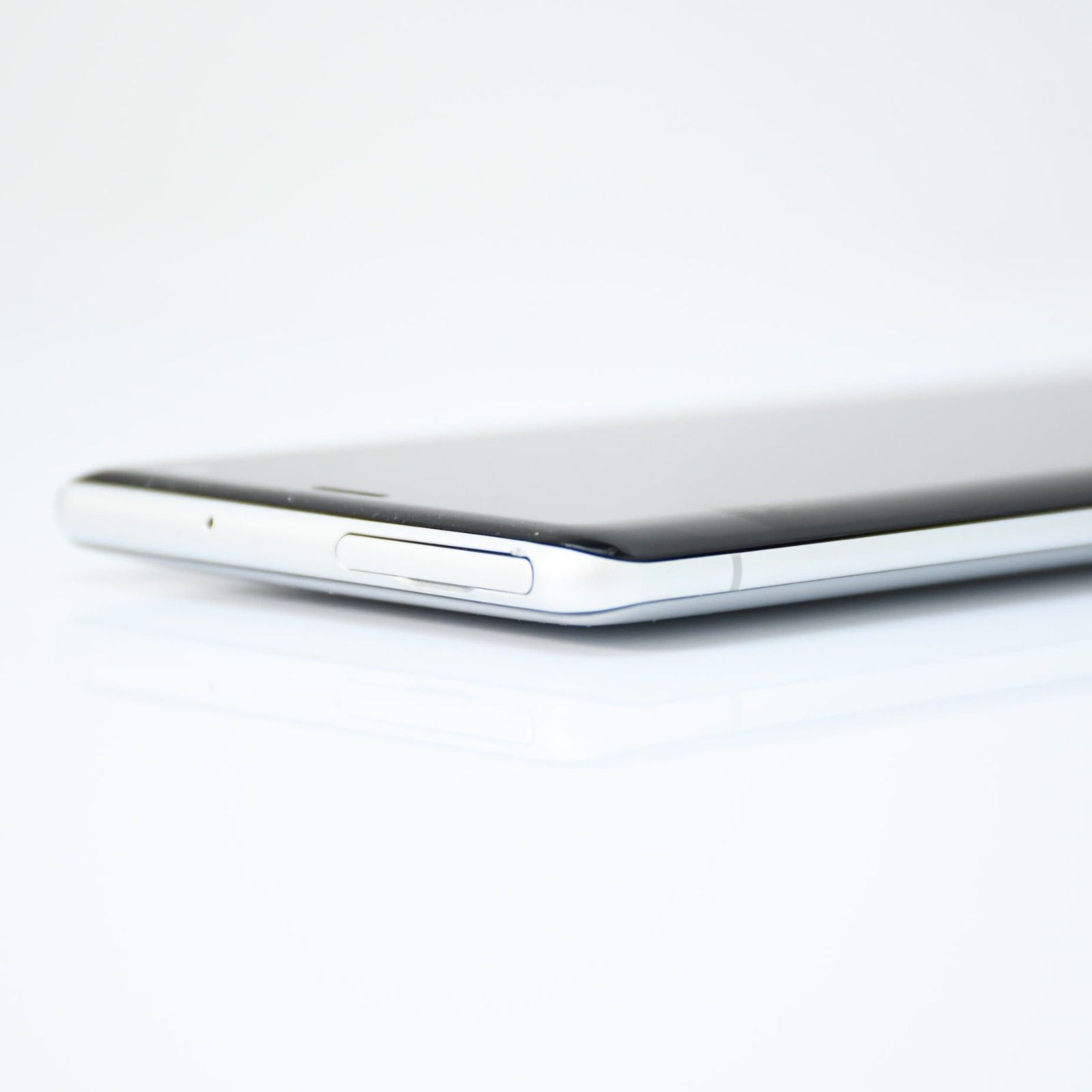 SIMフリー Xperia XZ3 64GB ホワイトシルバー 電池良好 訳あり＊美品＊電池良好】SIMフリー au Xperia XZ3 SOV39 ホワイト