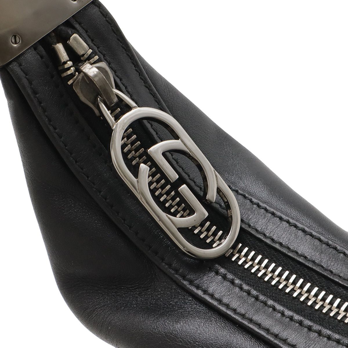 GUCCI グッチ ショルダーバッグ ワンショルダー セミショルダー 肩掛け 