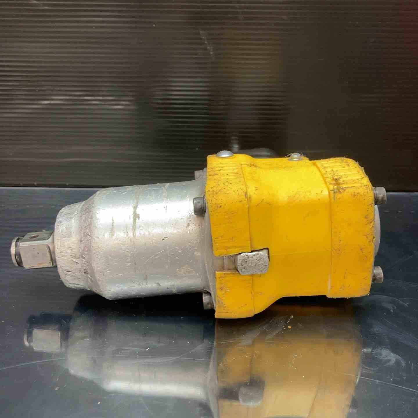 未使用品(店頭展示品)】空研 エアインパクトレンチ KW-2500pro 【公式 