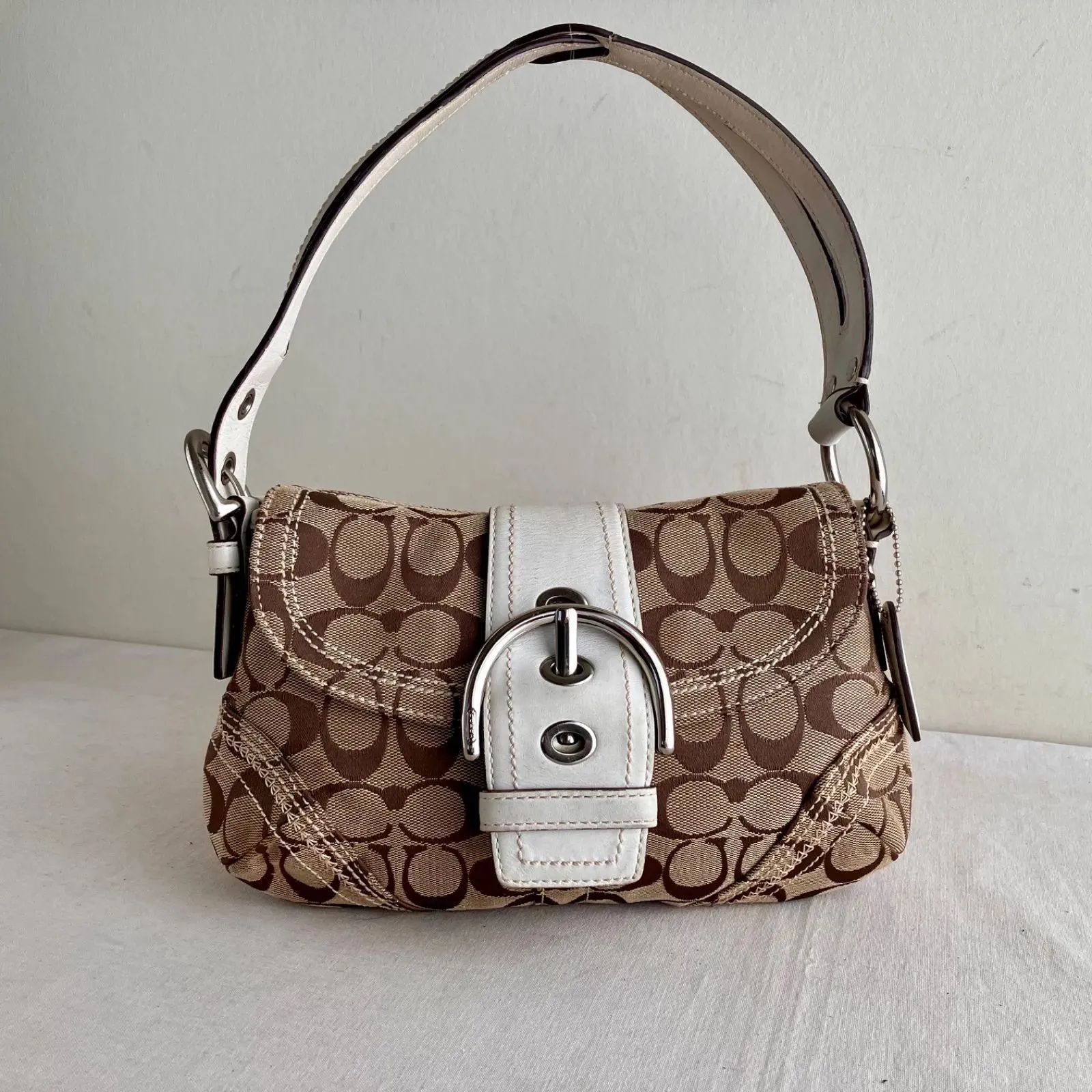 Vintage Coach y2k Signature Small Flap Soho Shoulder Bag White 