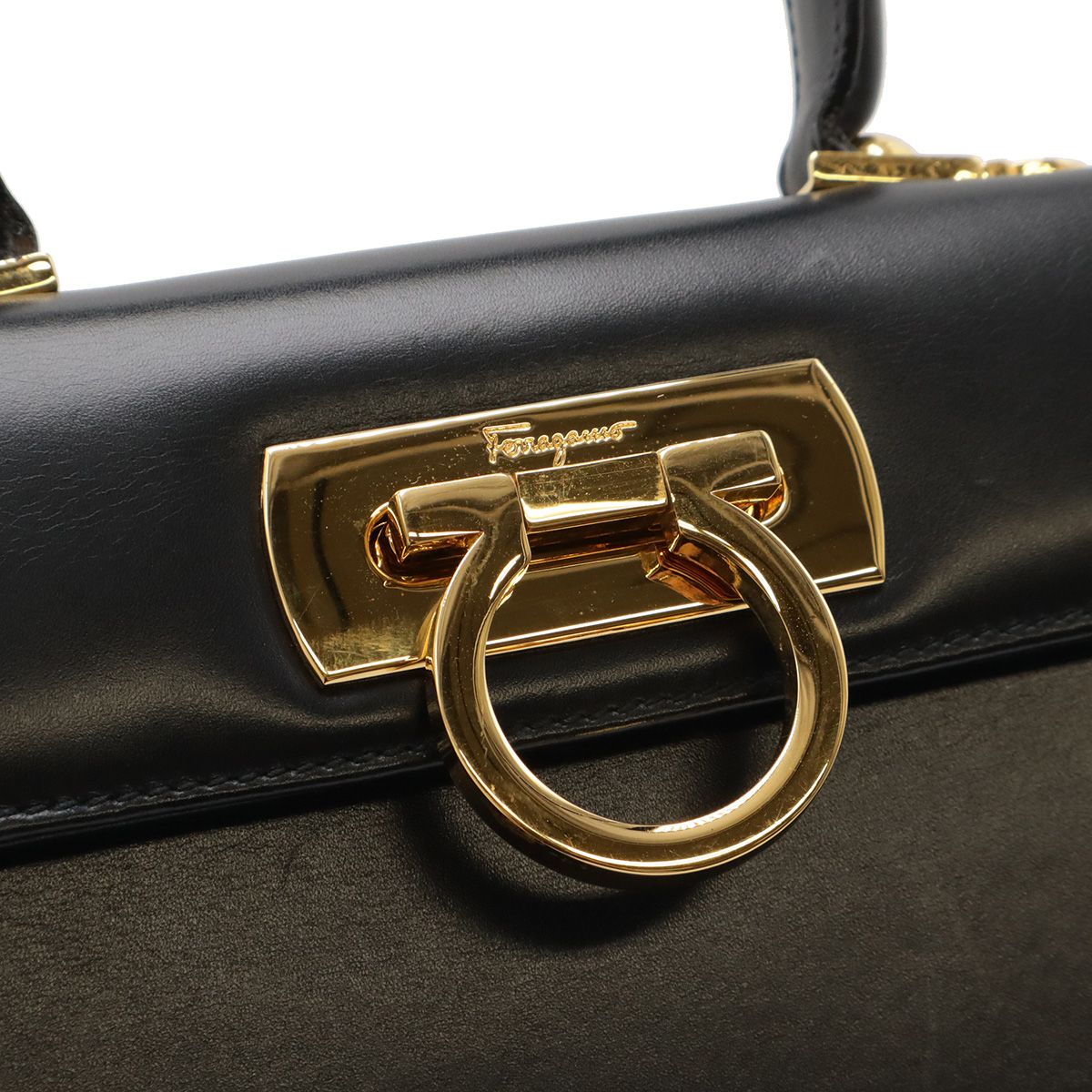 Salvatore Ferragamo サルヴァトーレ フェラガモ ガンチーニ