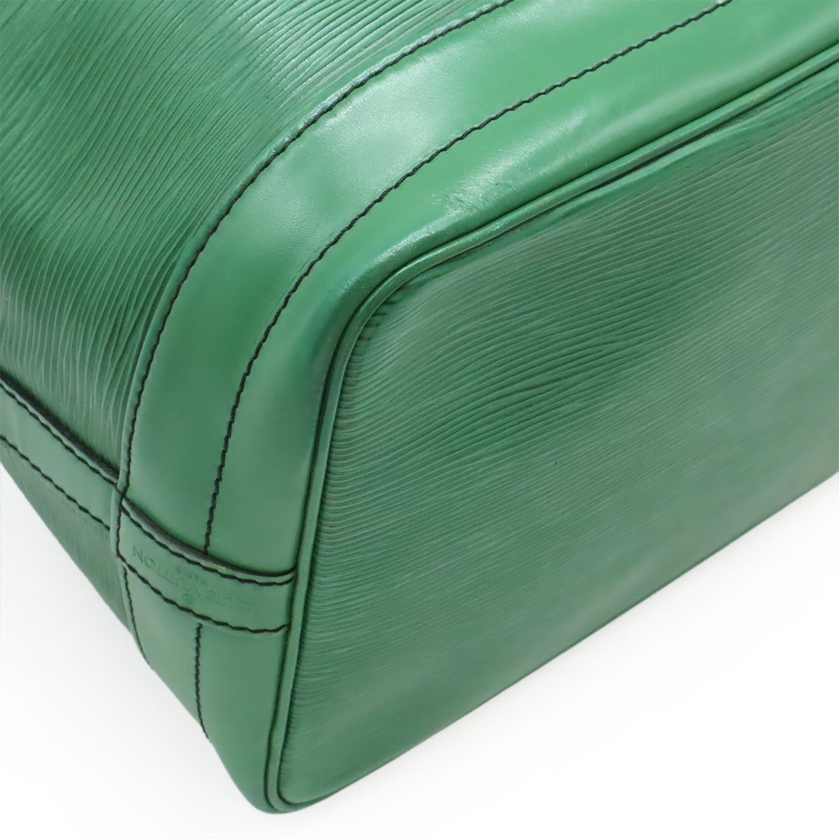 LOUIS VUITTON ルイ ヴィトン エピ ノエ ショルダーバッグ 