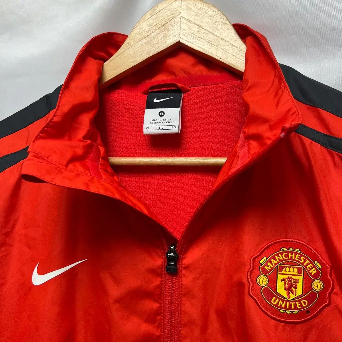 Nike マンチェスター・ユナイテッド ウィンドブレーカー M 正規品/M NIKE マンチェスター・ユナイテッドFC 10-11 トレーナー