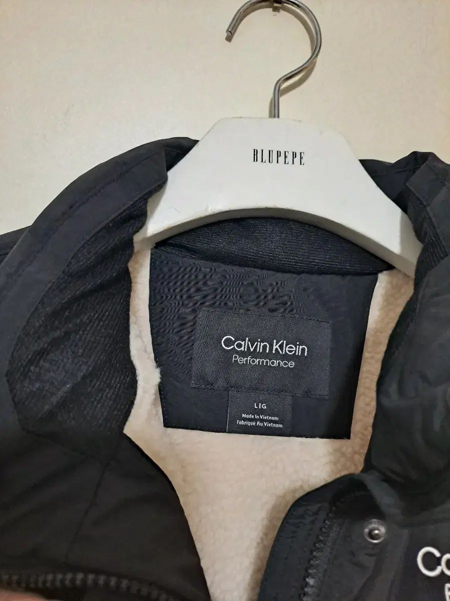 アシックス バレーボールシューズ 26.0cm 1053A070-101 売れ筋 Calvin Klein パフォーマンス ブラック ダウン ベスト