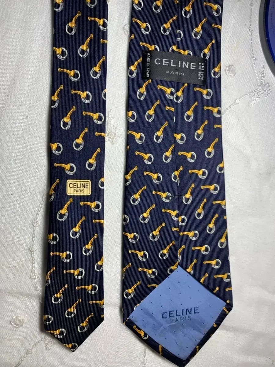 Celine セリーヌ ネイビースクエアシルク ネックタイ Celine 【公式通販】