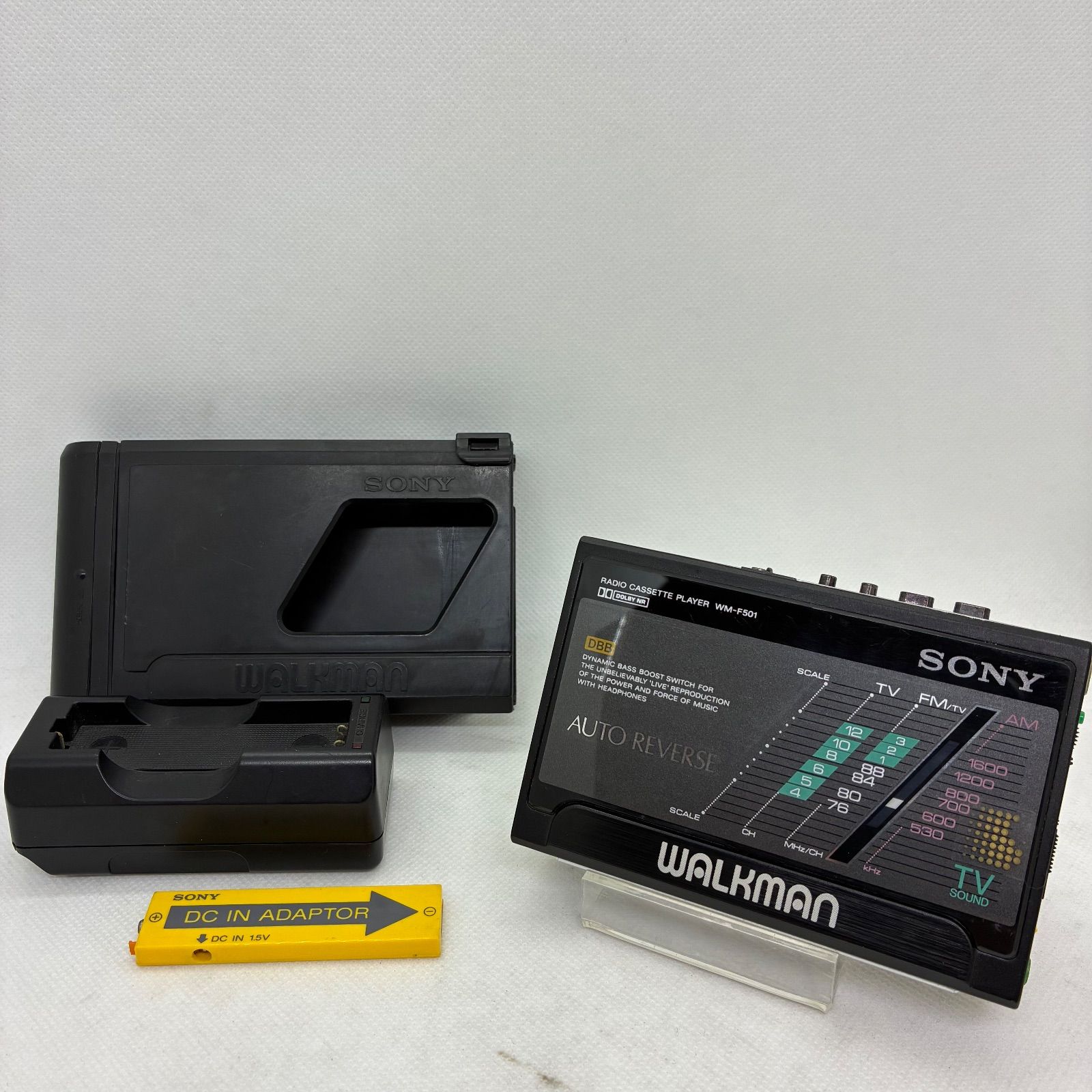 【SONY WALKMAN WM-F501】レトロ カセットプレーヤー Sony WM-F501 ▷ Walkman.land