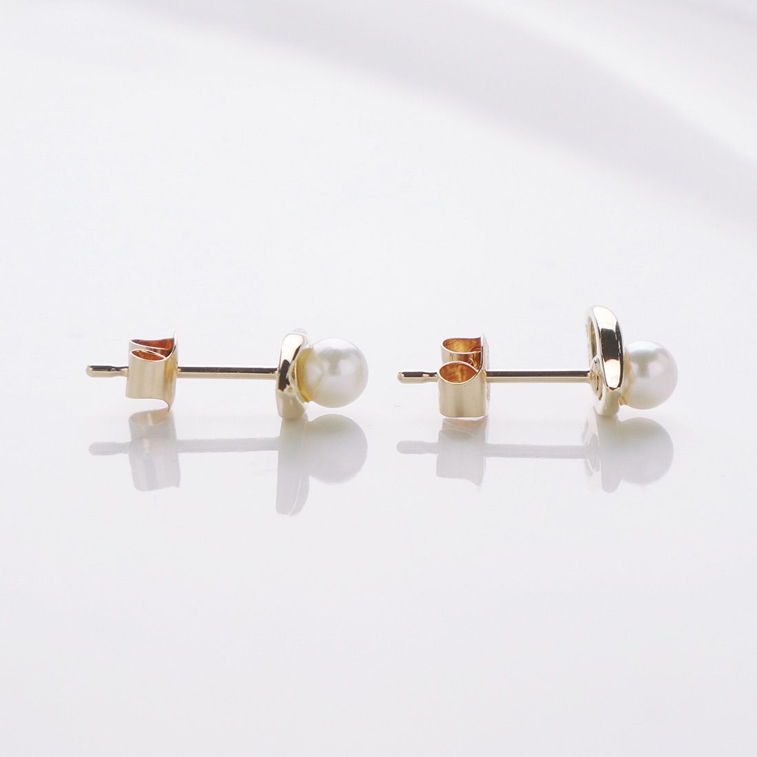 MIKIMOTO ミキモト K18 パール ピアス c.1990s - メルカリ