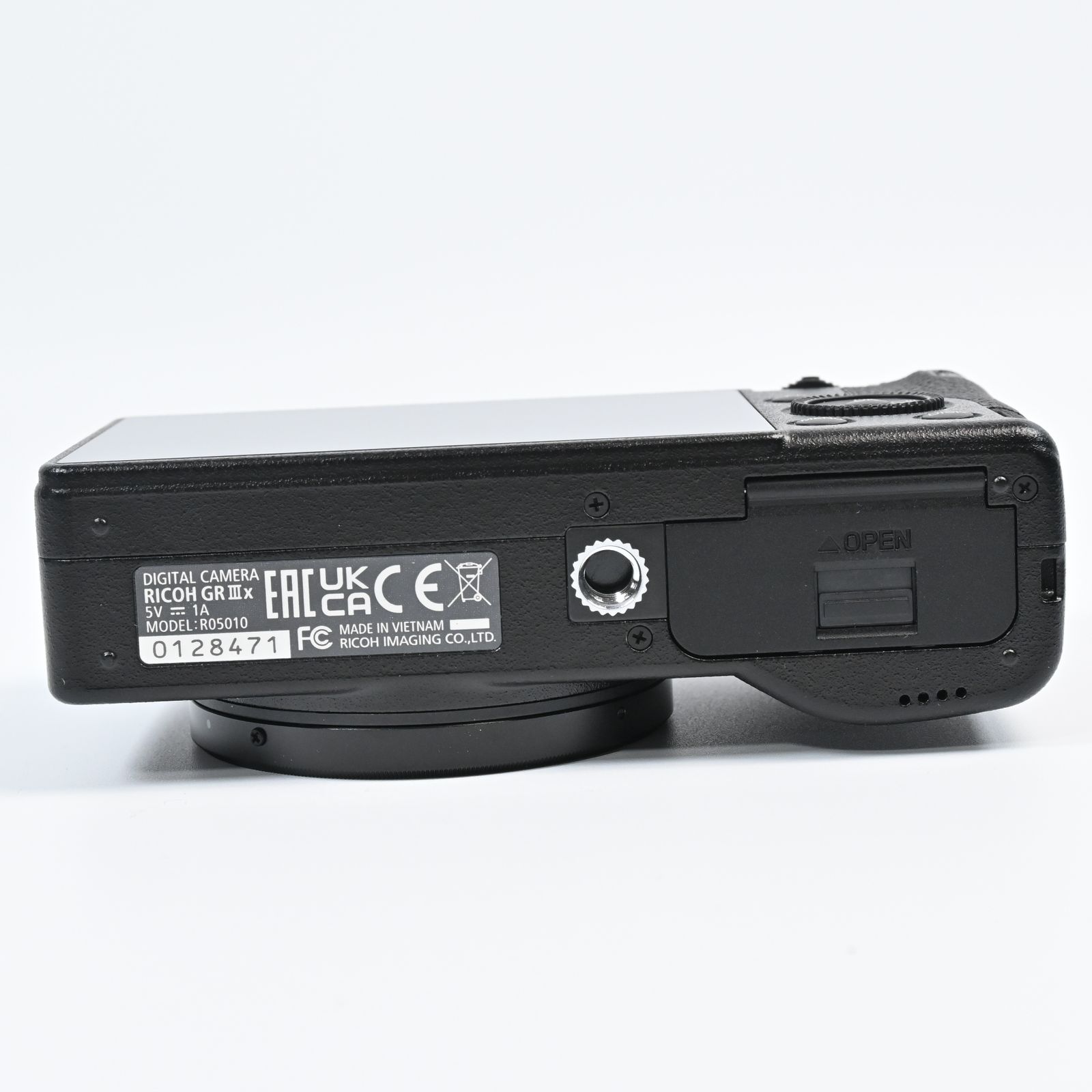 ☆極上品☆RICOH GR Ⅲx ショット数 4回 - メルカリ