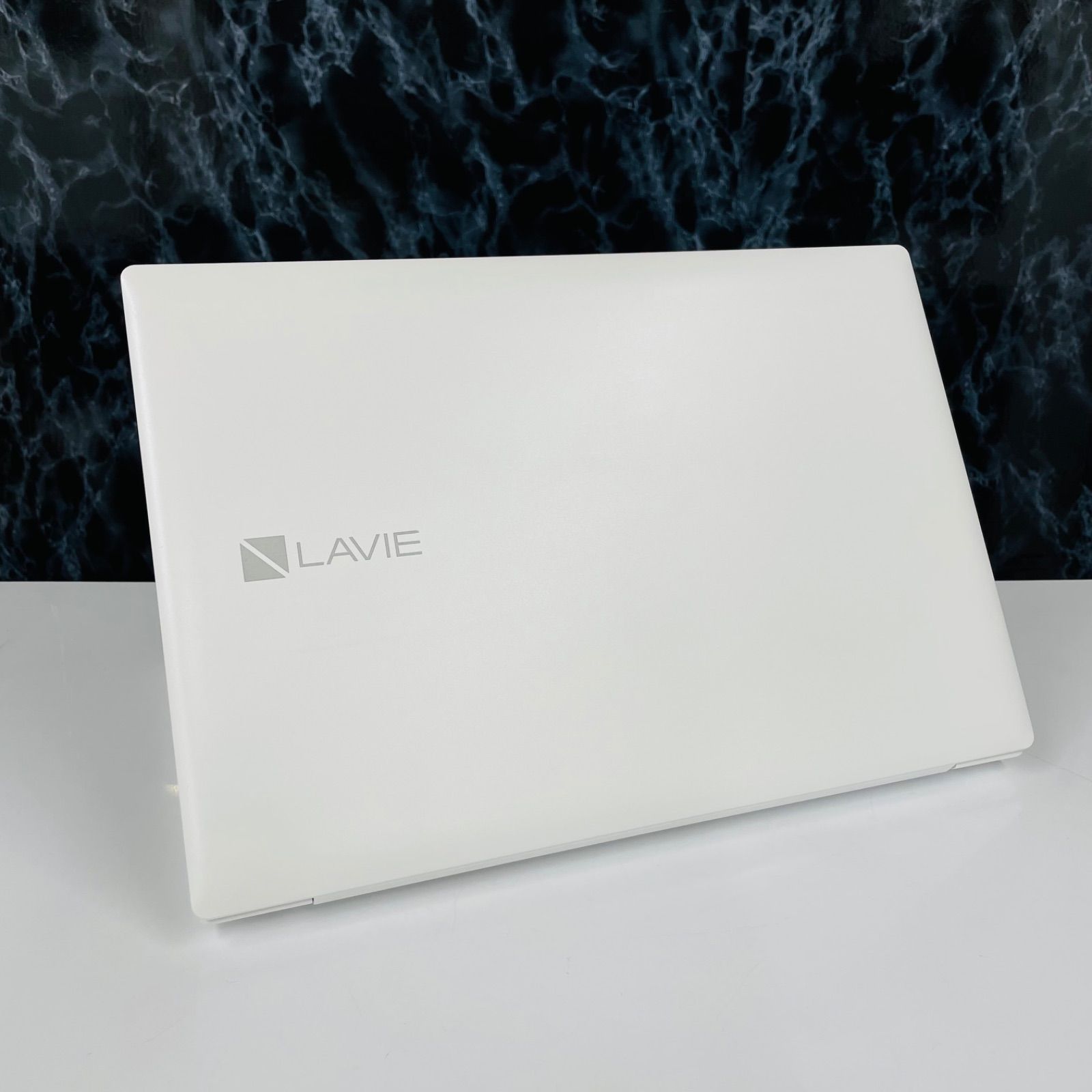 パソコン ○NEC LAVIE NS500/M PC-NS500MAB-2 / i5-8250U / 8GBメモリ