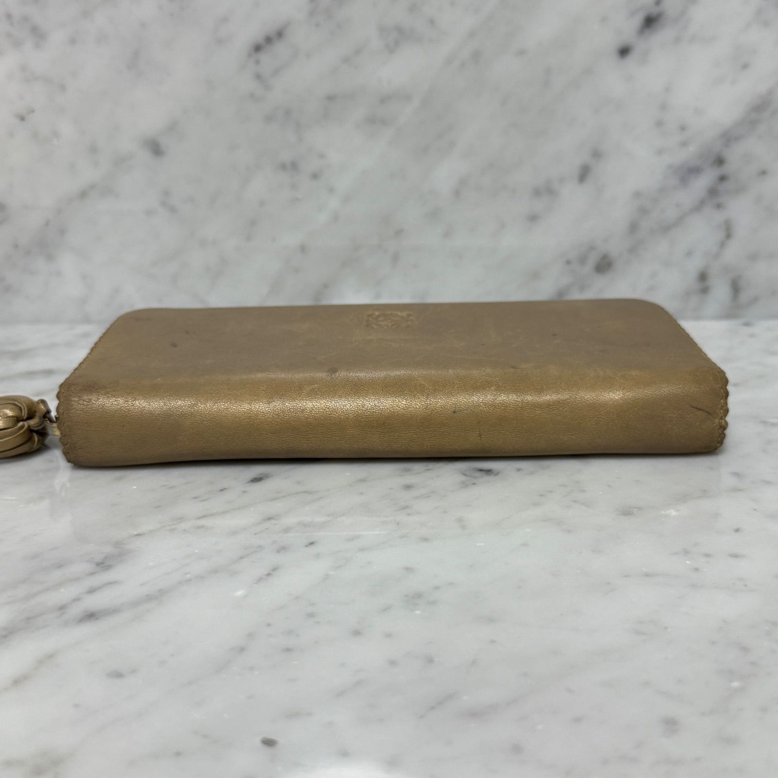 LOEWE ロエベ ラウンドファスナー 長財布 ベージュ 本革 レザー ジップ