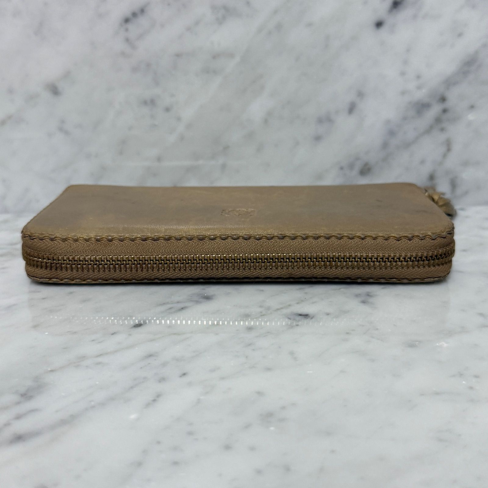 LOEWE ロエベ ラウンドファスナー 長財布 ベージュ 本革 レザー ジップ