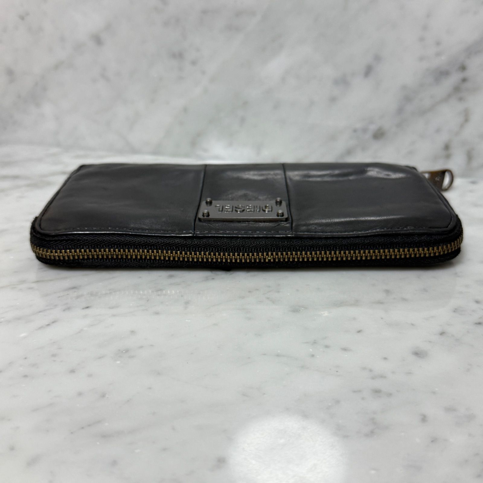 DIESEL ディーゼル ラウンドファスナー 長財布 ブラック 黒 本革