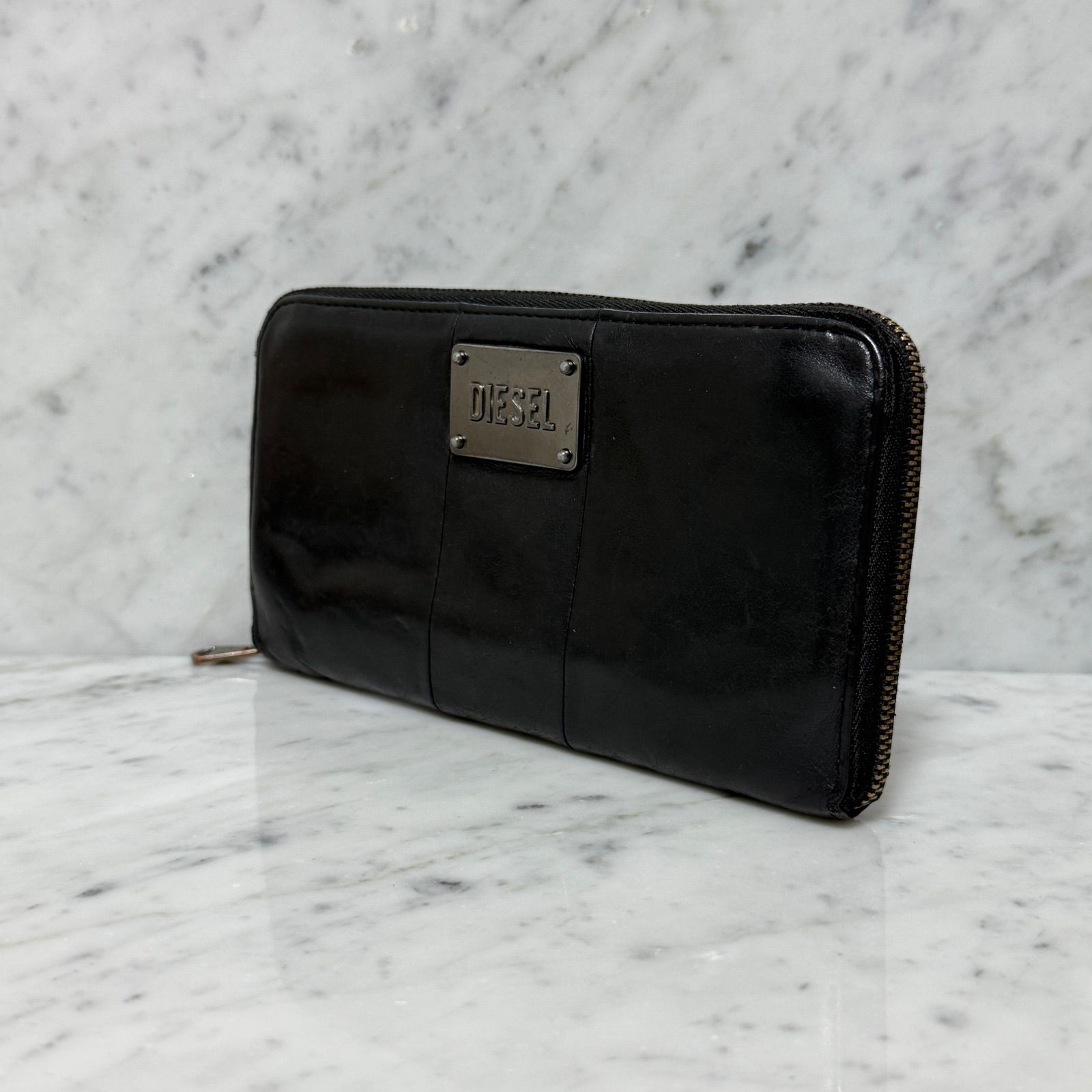 DIESEL ディーゼル ラウンドファスナー 長財布 ブラック 黒 本革