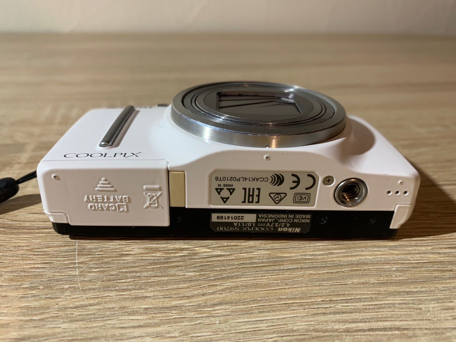 7284 Nikon COOLPIX S9700 ホワイト デジカメ - メルカリ