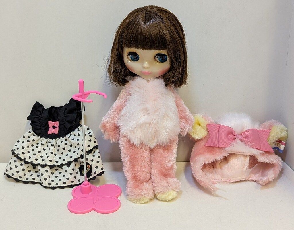 カスタムブライス　　シェリーパペット　貴重 カスタムミディブライス シェリーパペット 貴重