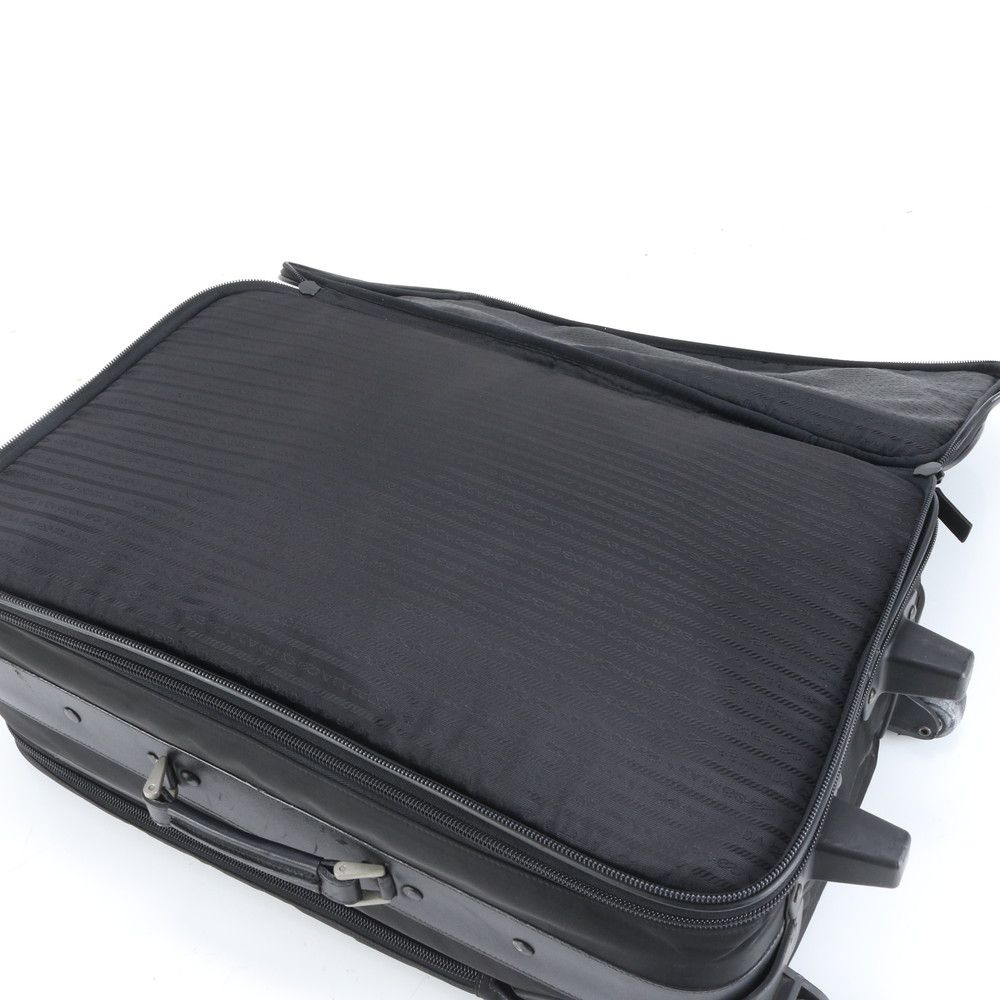 プラダ テスート ナイロン サフィアーノ レザー トライアングルロゴ