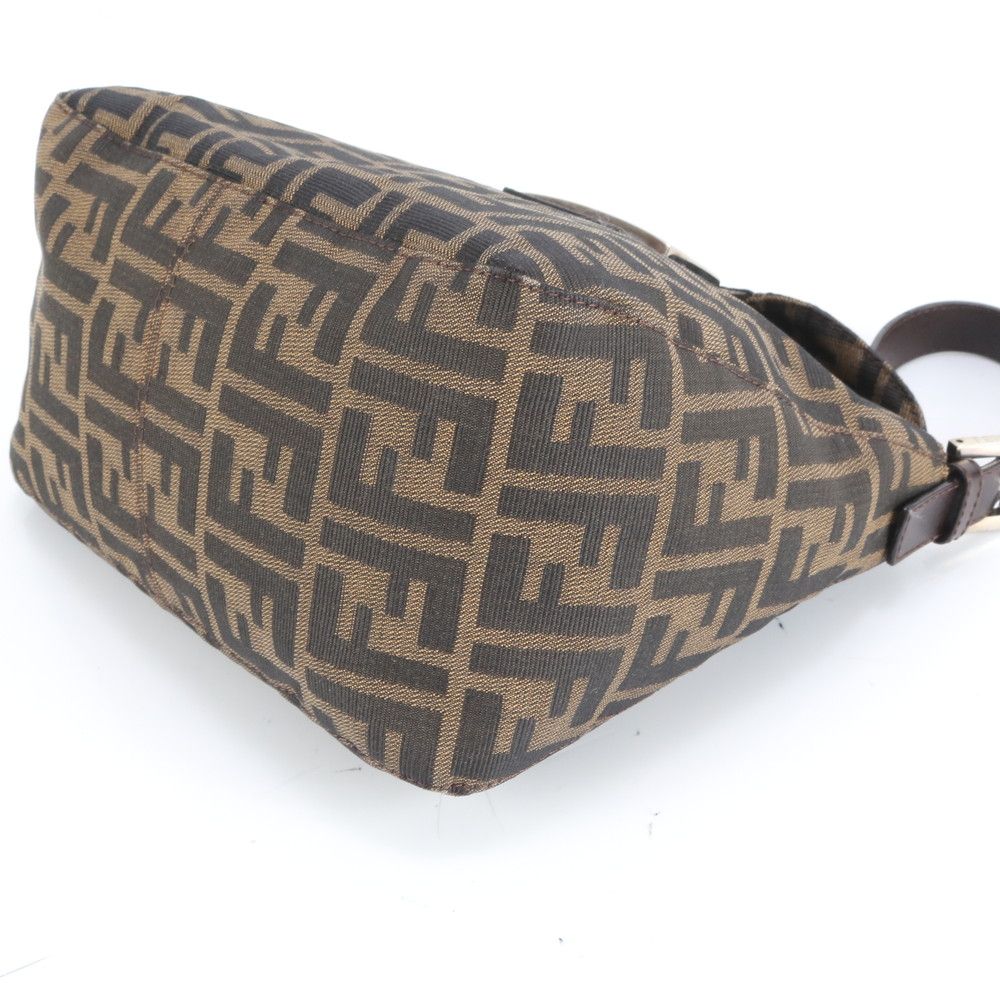 極美品 フェンディ ズッカ マンマバケット FF 金具 レザー ショルダー