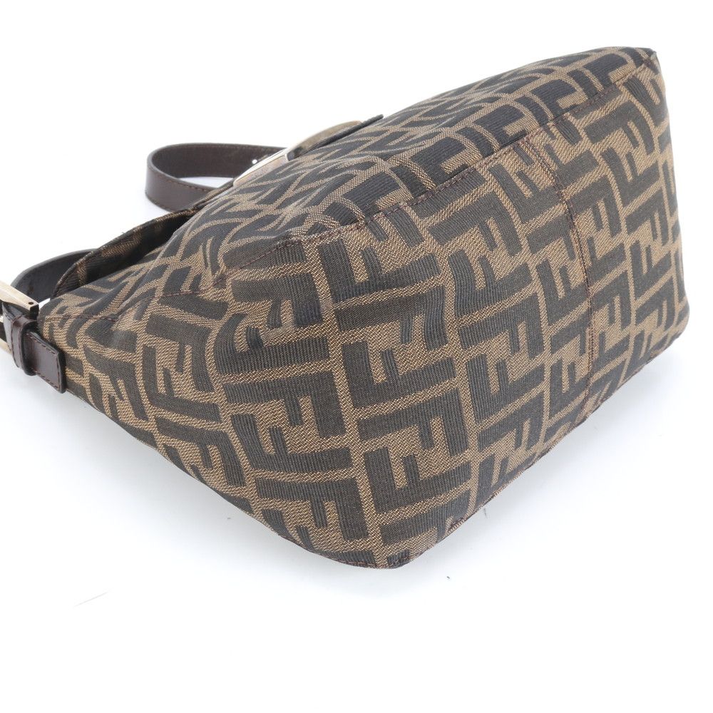 極美品 フェンディ ズッカ マンマバケット FF 金具 レザー ショルダー