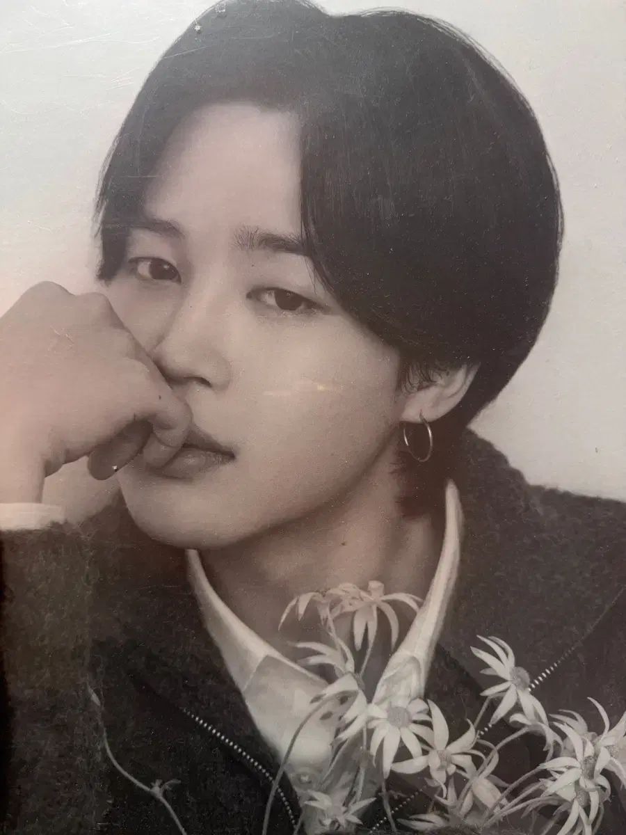 BTS モノクローム 額縁 - ジミン - メルカリ