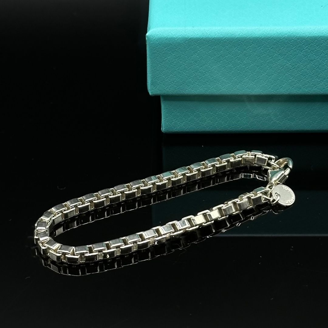 美品】Tiffany & Co ベネチアン ブレスレット SV925 - メルカリ