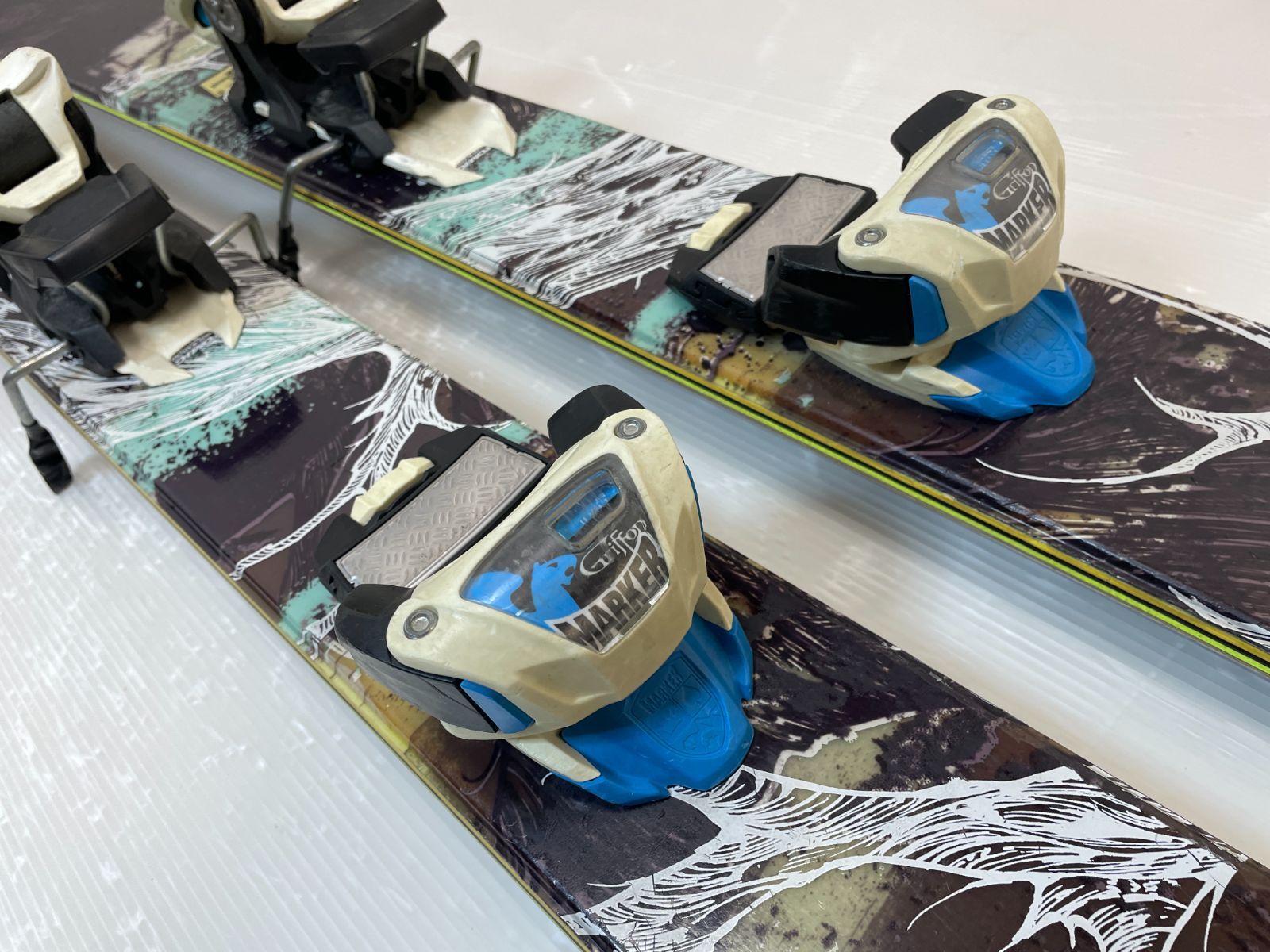 スキー ATOMIC RITUAL 174 cm + MARKER Griffon ski-251225-02 スキー板 アトミック ツイン ...