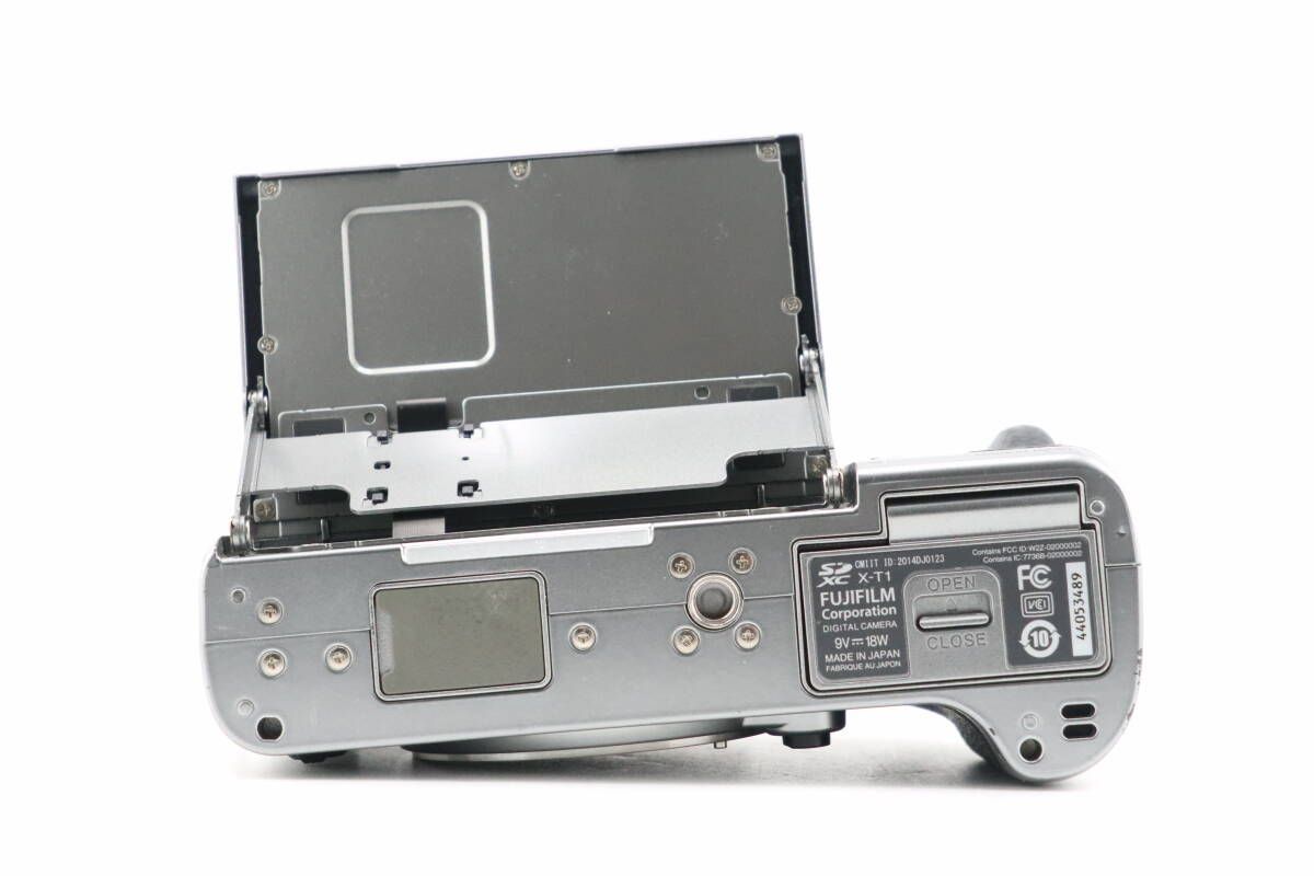 ☆美品☆ショット数20枚☆富士フィルム FUJIFILM X-T1 ボディ☆ W1254
