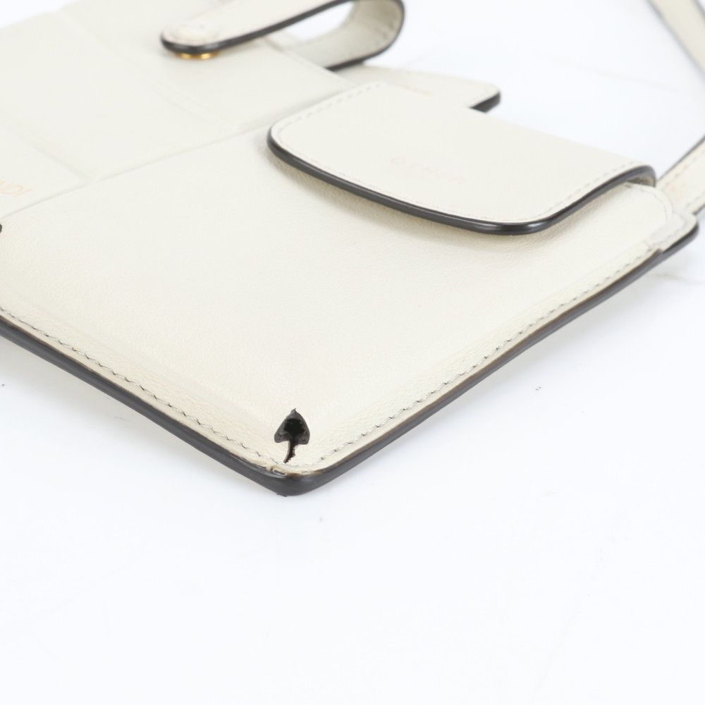 美品 フェンディ レザー スマートフォン ショルダー ポーチ 8BS026