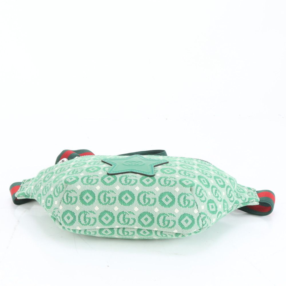 美品　グッチ　ウエストポーチ　キャンバス GG　レザー　ボディバッグ　斜め掛け 極美品 グッチ GG キャンバス スター 502095 レザー ボディバッグ 斜め