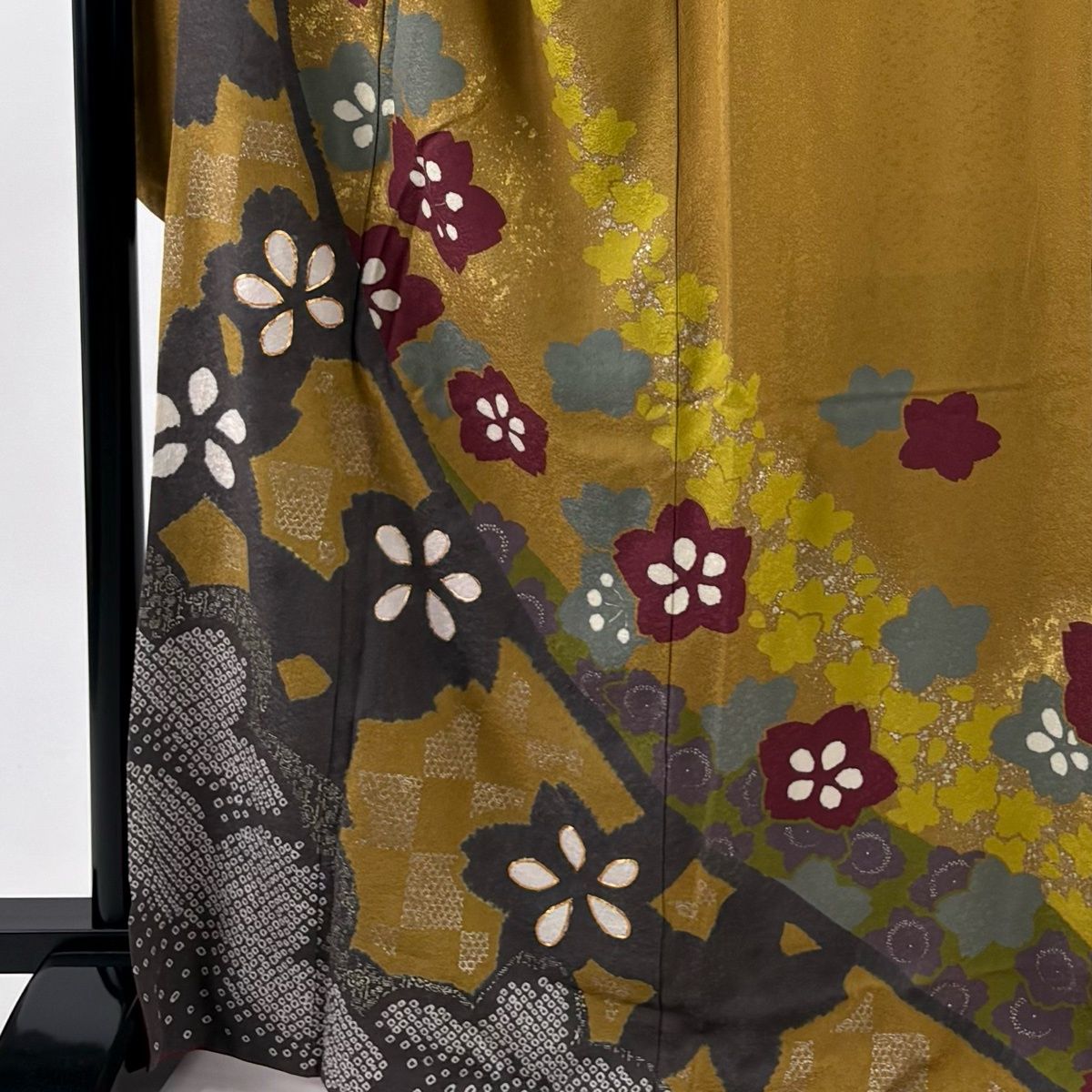 振袖☆成人式【正絹】☆身丈167 ☆黄土色系　★中古 振袖☆成人式【正絹】☆身丈167 ☆黄土色系☆中古