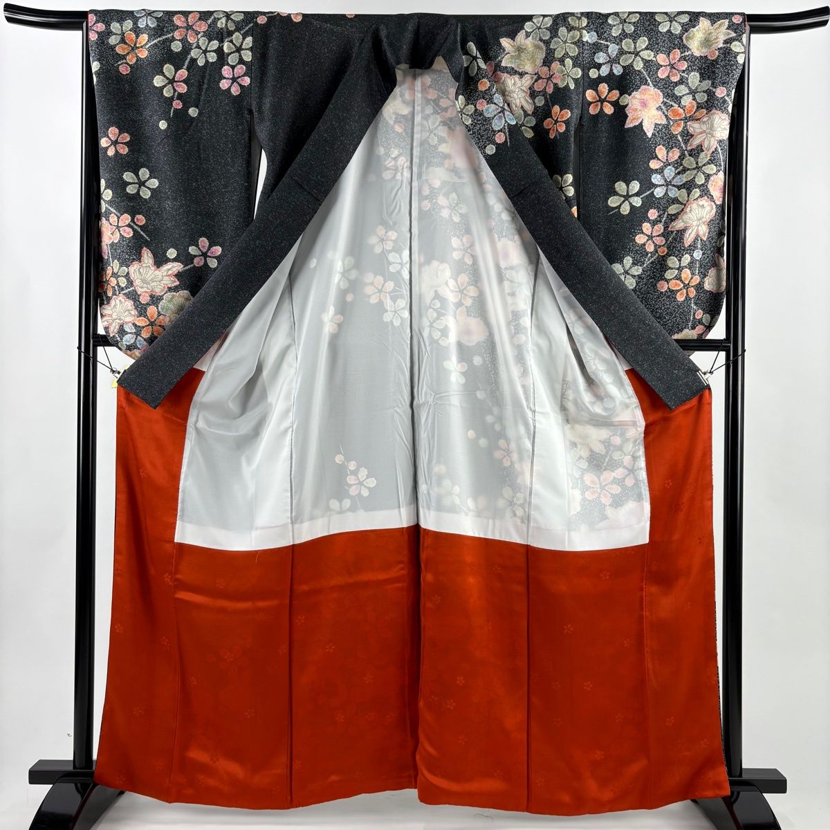 振袖 身丈162cm 裄丈66.5cm 正絹 秀品 【中古】 振袖 身丈162.5cm 裄丈68cm L 袷 花車 流水 金彩 灰紫 正絹 秀品