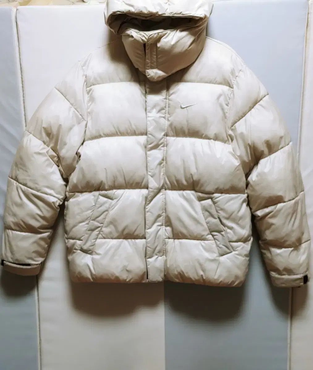ダウンジャケット NIKE THERMA-FIT - ベージュ Therma-FIT 新品 ナイキ 