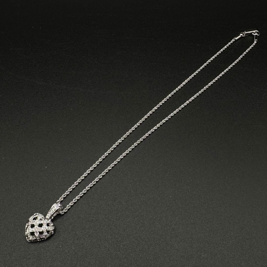 【極美品】SWAROVSKI ハート型クリスタルネックレス 美品】SWAROVSKI ハート クリスタル ネックレス - メルカリ