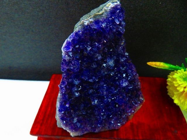 ウルグアイ産☆ 天然水晶☆絶品超濃い濃い超美しい☆アメジスト