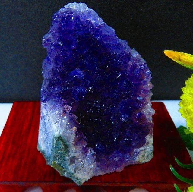 ウルグアイ産☆ 天然水晶☆絶品超濃い濃い超美しい☆アメジスト