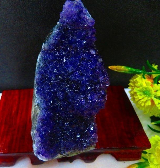 ウルグアイ産☆ 天然水晶☆絶品超濃い濃い超美しい☆アメジスト