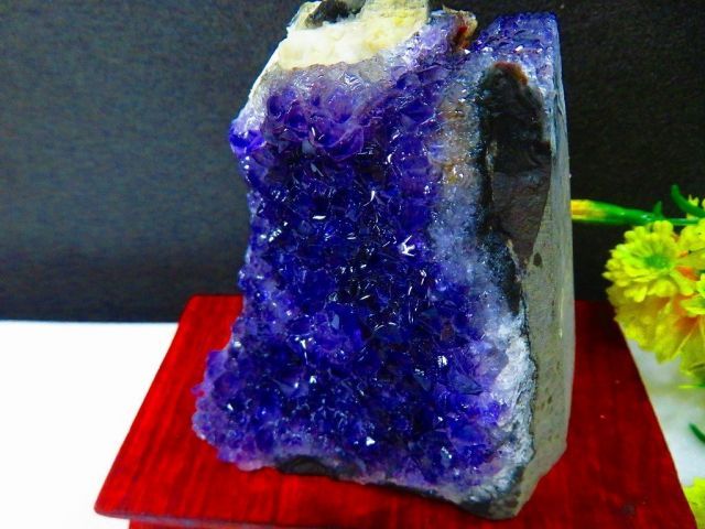 最高品質！ウルグアイ産⭐️アメジストたまごクラスター⭐️結晶の上に更に結晶⭐️ N68 最高品質！ウルグアイ産⭐️アメジストたまごクラスター⭐️結晶の上に