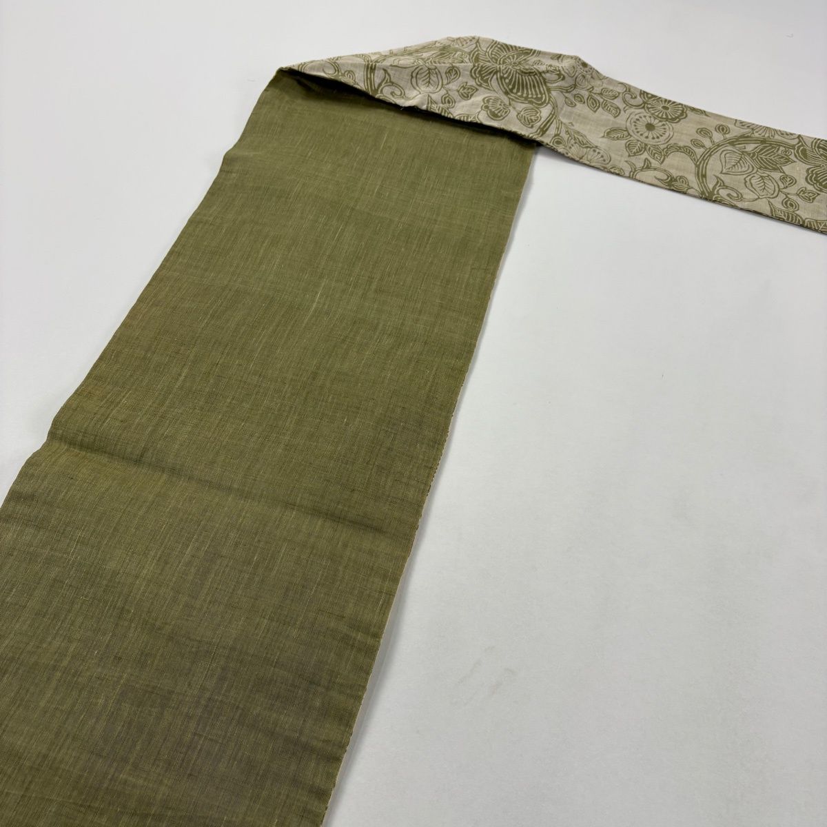 名古屋帯 名品 落款 蝶 草花 伊勢型染 抹茶色 正絹 【中古】 - メルカリ