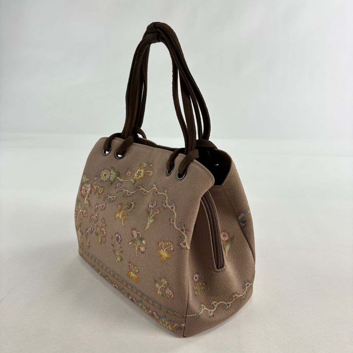 和装バッグ 逸品 OKAJIMA セミフォーマル 花唐草 草花 金彩 縮緬 灰茶