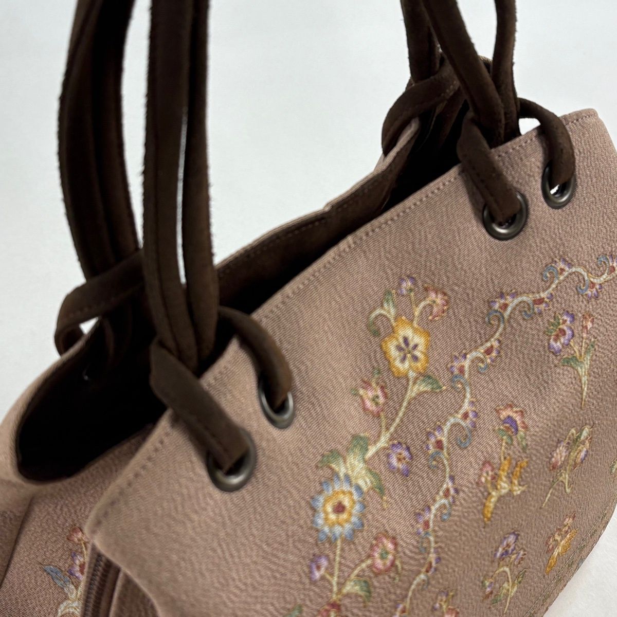 和装バッグ 逸品 OKAJIMA セミフォーマル 花唐草 草花 金彩 縮緬 灰茶