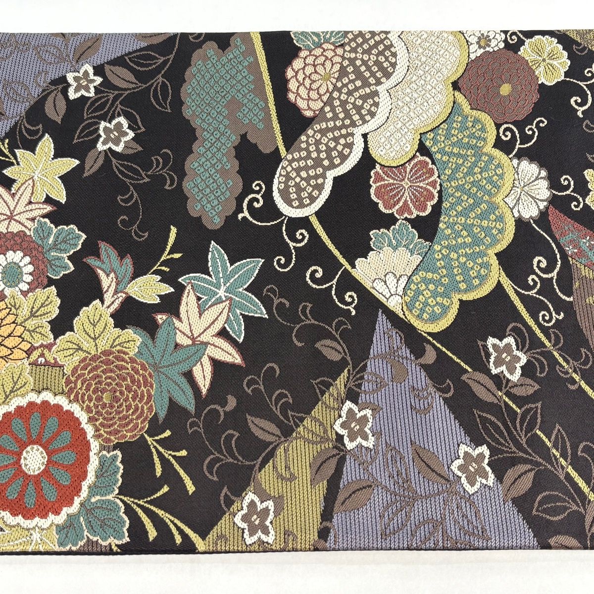 袋帯 名品 四季花模様錦 箔 黒 六通 正絹 【中古】 - メルカリ
